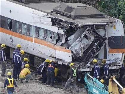 台鐵太魯閣號事故49死 李義祥肇事逃逸二審加重判12年6月