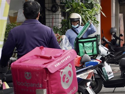 外送員不得吸菸、食品應完整包覆 違規最高罰2億