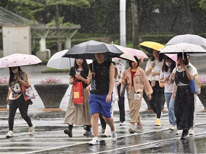 氣溫回升入夜雨勢趨緩 下週可能有熱帶擾動續觀察
