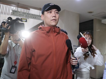 賴苡任聲請罷免連署假處分 法院駁回：找錯機關、不符要件 