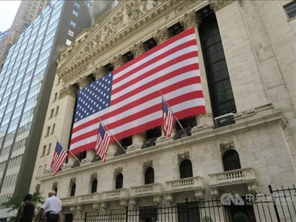 川普馬斯克爭執惡化 特斯拉股價慘崩美股收黑