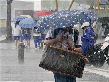 中南部9日防局部大雨 熱帶低壓估12日前後形成