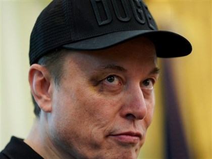 川普前策士曝：馬斯克曾與美財長在白宮爆全武行