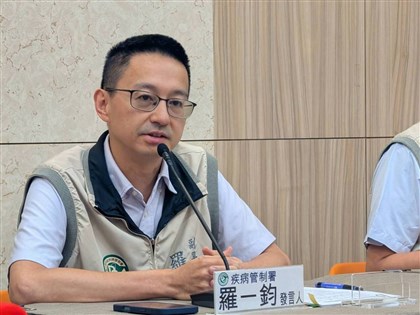 COVID疫情預估就診數大幅下修75% 羅一鈞：因民眾積極戴口罩
