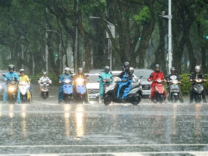 午後對流旺盛  氣象署發布12縣市大雨特報