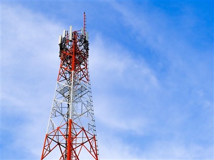 再向中國說不 巴拿馬與美國合作移除所有華為電信塔