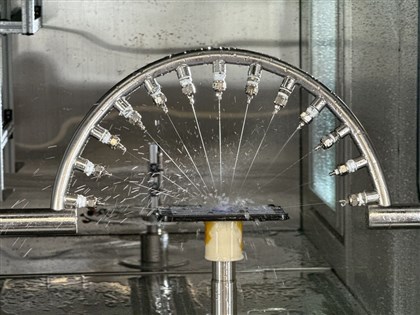 開箱蘋果矽谷測試實驗室 模擬噴水、極端氣候確保iPhone更耐用[影]