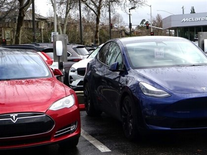 川普封殺加州2035汽油車禁令 加州興訟反擊