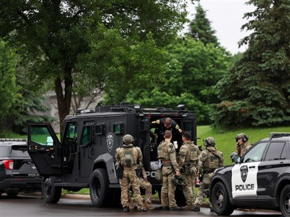 明尼蘇達2州議員及配偶遭槍擊2死2傷 57歲嫌犯扮警行凶