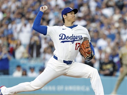 大谷翔平重拾二刀流先發飆火球 睽違663天登板道奇獲勝[影]