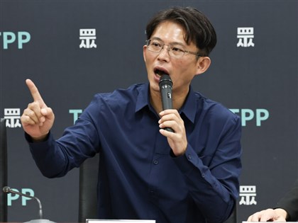 黃國昌議場播放疑偵訊錄音「示範帶」 北檢列他字案被告