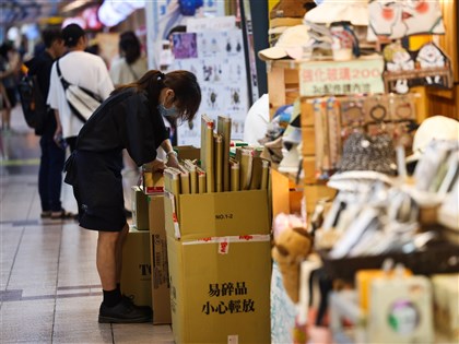 美國關稅衝擊消費信心 5月零售業營收年減1.6%連2黑