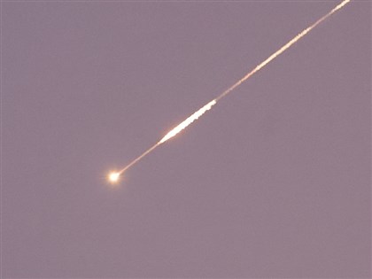 停火後數小時以色列控伊朗違反協議 下令打擊德黑蘭