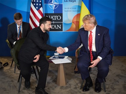 川普北約峰會場邊會澤倫斯基 喊話普丁終止俄烏戰爭