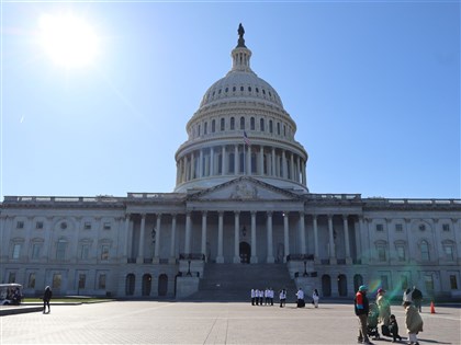 國會預算處：參院版大而美法案恐讓美國債增3.3兆美元