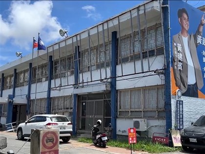 罷免伍麗華提議涉偽造文書 9嫌6證人到案