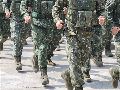 立院修法增軍人待遇 國防部初估年增300億元費用