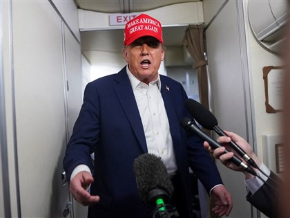 川普稱已簽署12封關稅通知函 7日寄出