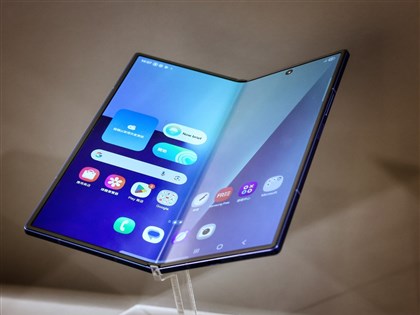 三星新摺疊機Z Fold7、Z Flip7亮相 主打更輕薄耐用[影]