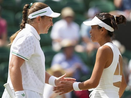 謝淑薇再見Ace球 攜拉脫維亞搭檔晉溫網女雙4強