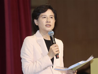 鄭麗君12日抵台 政院人士：有談判資訊會適時報告