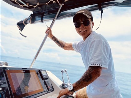 八仙塵爆傷後重學走路吃飯 陳薇涵回水上開遊艇重新掌舵人生