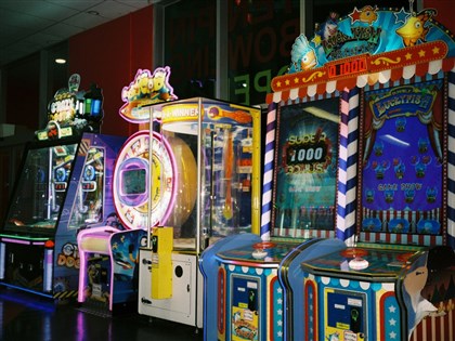 遊戲機台9成簡體字？經部：已發文業者將修評鑑規定