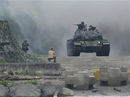 漢光演習淡水河口演練反突擊　爆破加戰車場面震撼