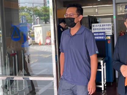 王大陸案北市刑大警涉幫查個資遭訴 出庭稱誤傳