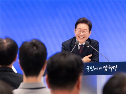 李在明施政支持率64% 在野保守黨連2週跌破2成