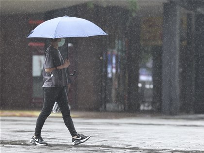 26日全台有雨　逢年度大潮南部基隆宜蘭防海水倒灌