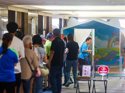 罷免投票全國9縣市展開　鏡頭直擊各地人潮【圖輯】