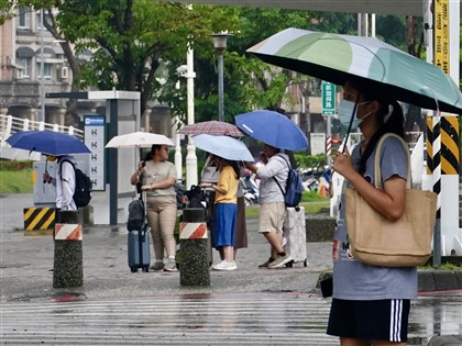 早安世界》今西南氣流最顯著南部防豪雨 高屏嘉部分地區停班課