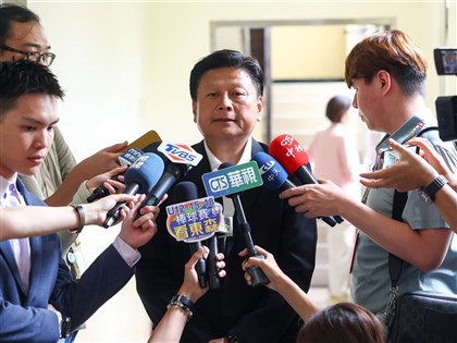 傳政府擬加碼投資換最佳關稅　藍：締約須立院同意