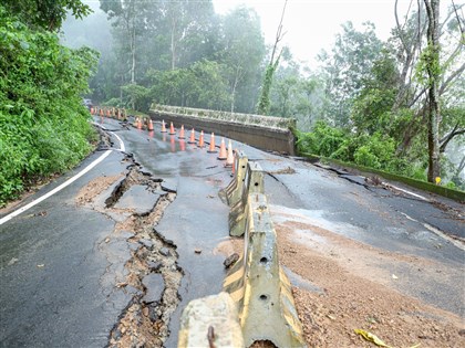 中南部豪雨致災累計撤離3705人　中央應變中心籲減少外出