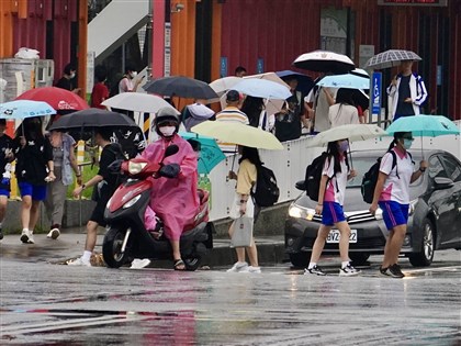 西南風影響留意強降雨　中南部防豪雨