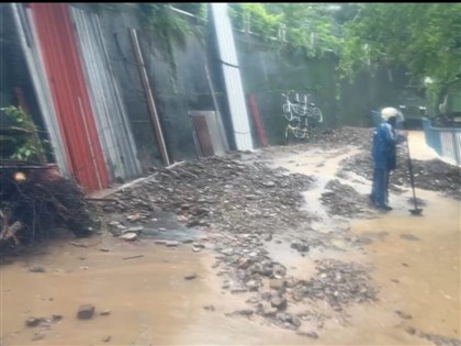屏東口社村雨量全台最多  道路遭土石泥流覆蓋[影]