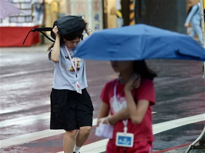西南氣流減弱降雨趨緩　苗栗以南防短延時豪雨