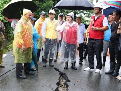 雲林連日降雨雲61鄉道坍塌封閉　坪頂村成孤島估5日搶通