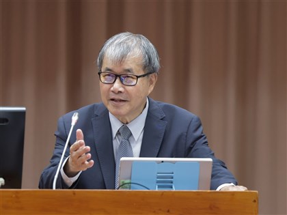 立委質疑葉丙成性平案調查延宕　教長不捨當事學生