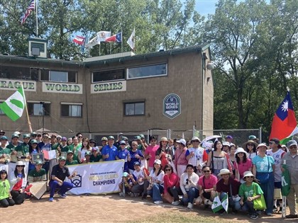 台灣小將擊退地主美國隊　奪世界次青少棒錦標賽冠軍
