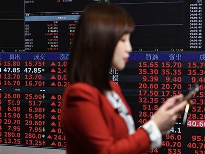 權值股點火台達電刷新天價　台股早盤漲200點