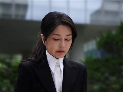 韓媒：尹錫悅夫人被捕　韓國前總統伉儷首次同遭羈押