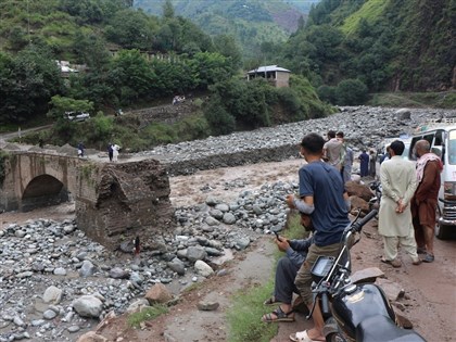 巴基斯坦北部豪雨釀災至少321死　氣象機構續發強降雨警報