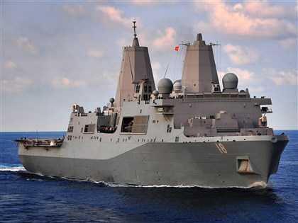 美艦紐奧良號沖繩海域失火　暫無人員傷亡消息