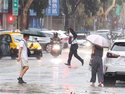 21日午後山區防大雨　估週末有熱帶低壓形成水氣增