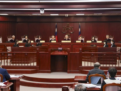 確診隔離無法投票聲請釋憲　憲法法庭裁定不受理