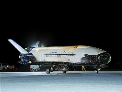 美軍神秘X-37B太空飛機新任務　搭SpaceX火箭升空