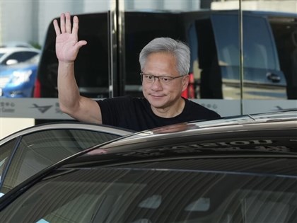 輝達黃仁勳今年三度來台　將訪台積電高層討論新產品