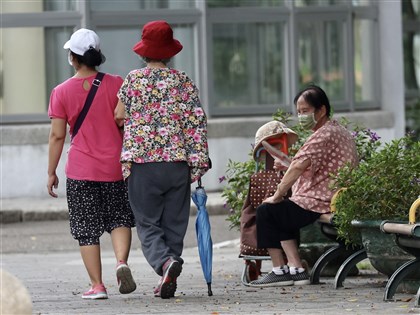 113年國人平均壽命80.77歲  北市最長壽、澎湖增加最多